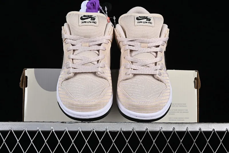 All Categories Nk SB Dunk Series Nk SB Dunk Low Low-top Sneakers J Version Albino & Preto